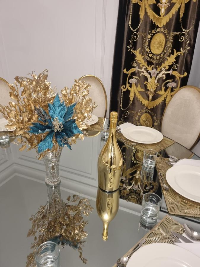 Tesa Boutique Hotel Тыргу-Нямц Экстерьер фото